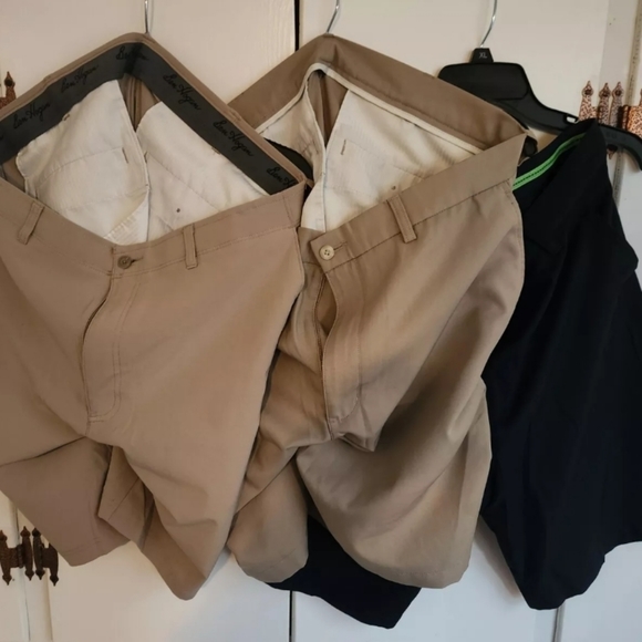 3 pairs of golf shorts - Picture 1 of 5